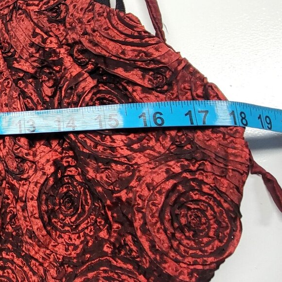 Burgundy Fabric Handbag Red Cloth Handbag Floral Motif Handbag - Picture 10 of 12